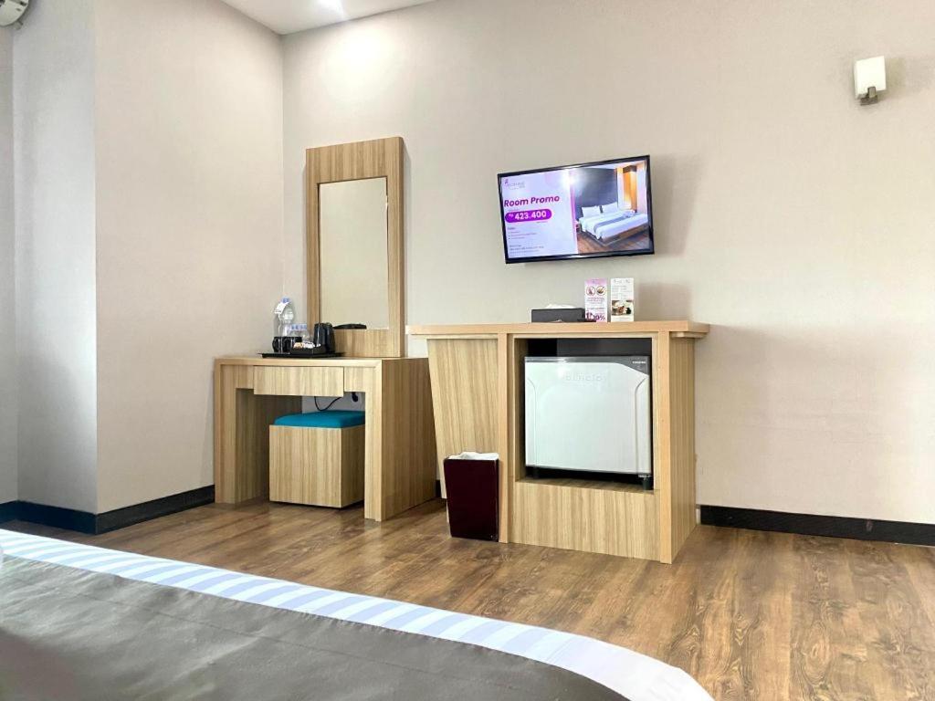 فندق أوركاردز جاجامادا بونتِياناك المظهر الخارجي الصورة